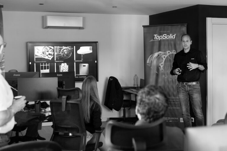 Présentation de ElliCAM entre Topsolid et Ellistat lors de la conférence 2026